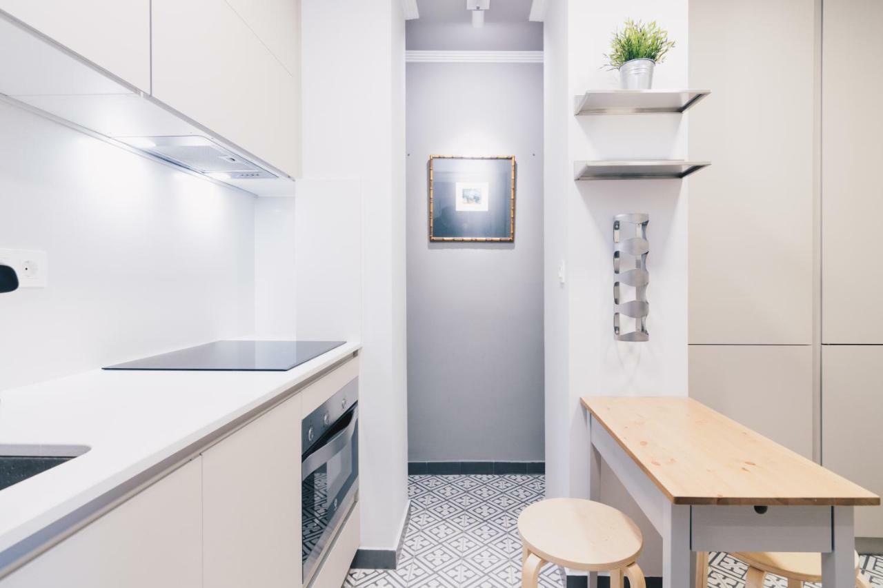 Gran Via Apartment By People Rentals Bilbao Buitenkant foto